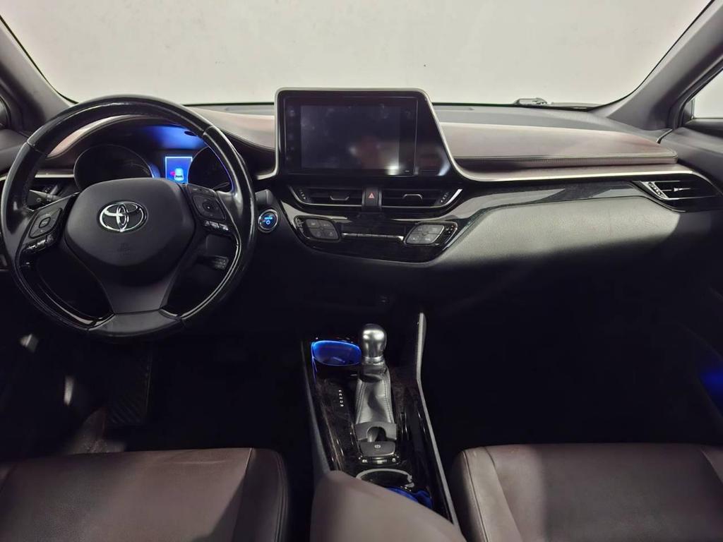 Toyota C-HR 5 Porte 1.8 Hybrid Style 2WD E-CVT