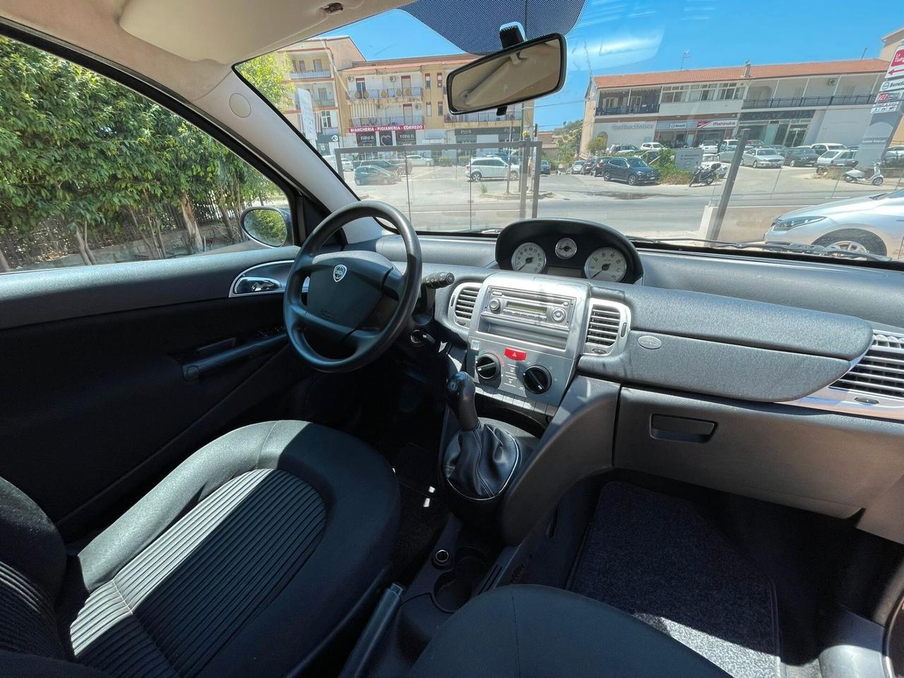 Lancia Ypsilon 1.3 MJT 75 CV 3P "Come Nuova"
