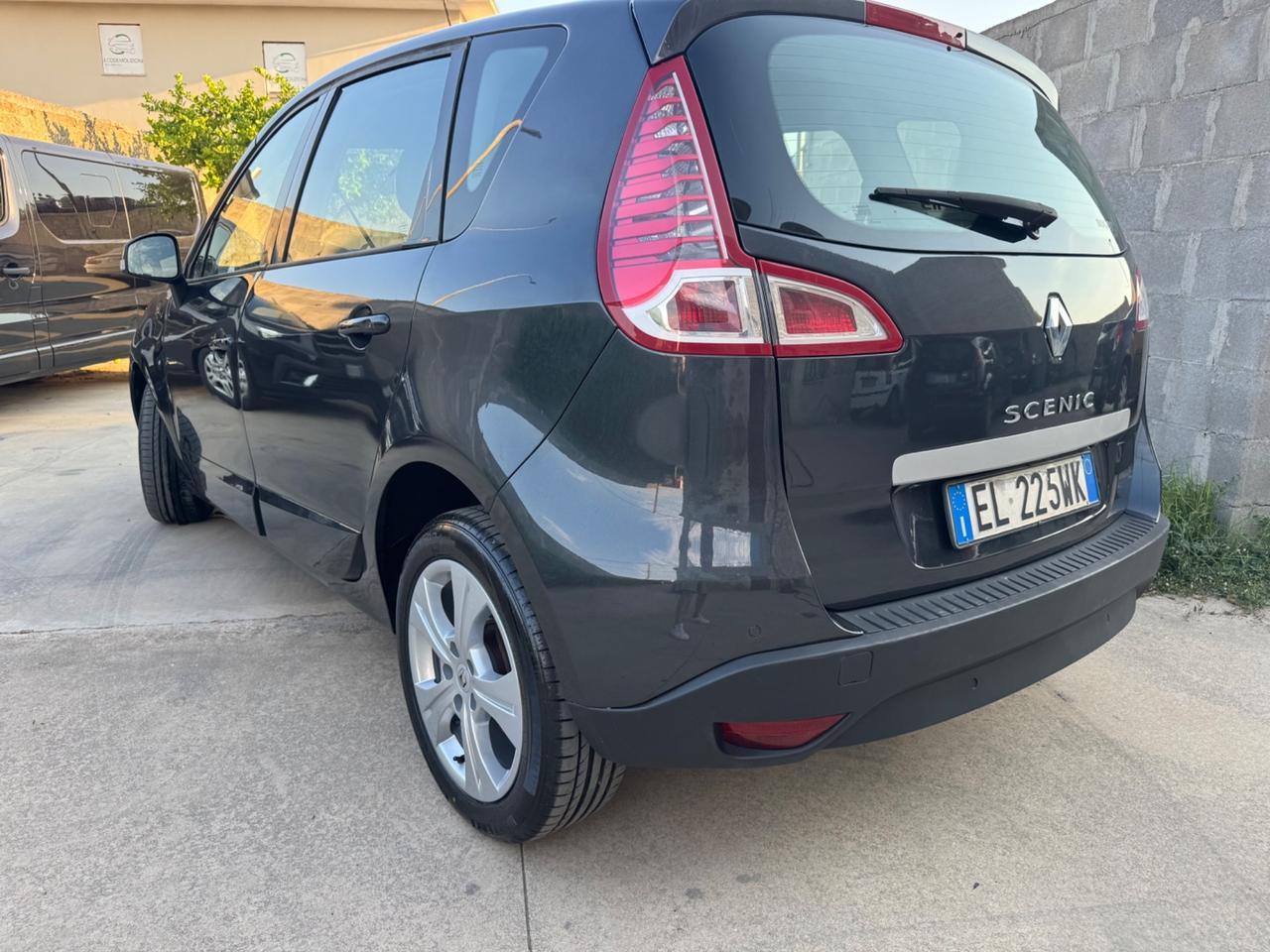 Renault Scenic Scénic X-Mod 1.5 dCi 110CV Luxe