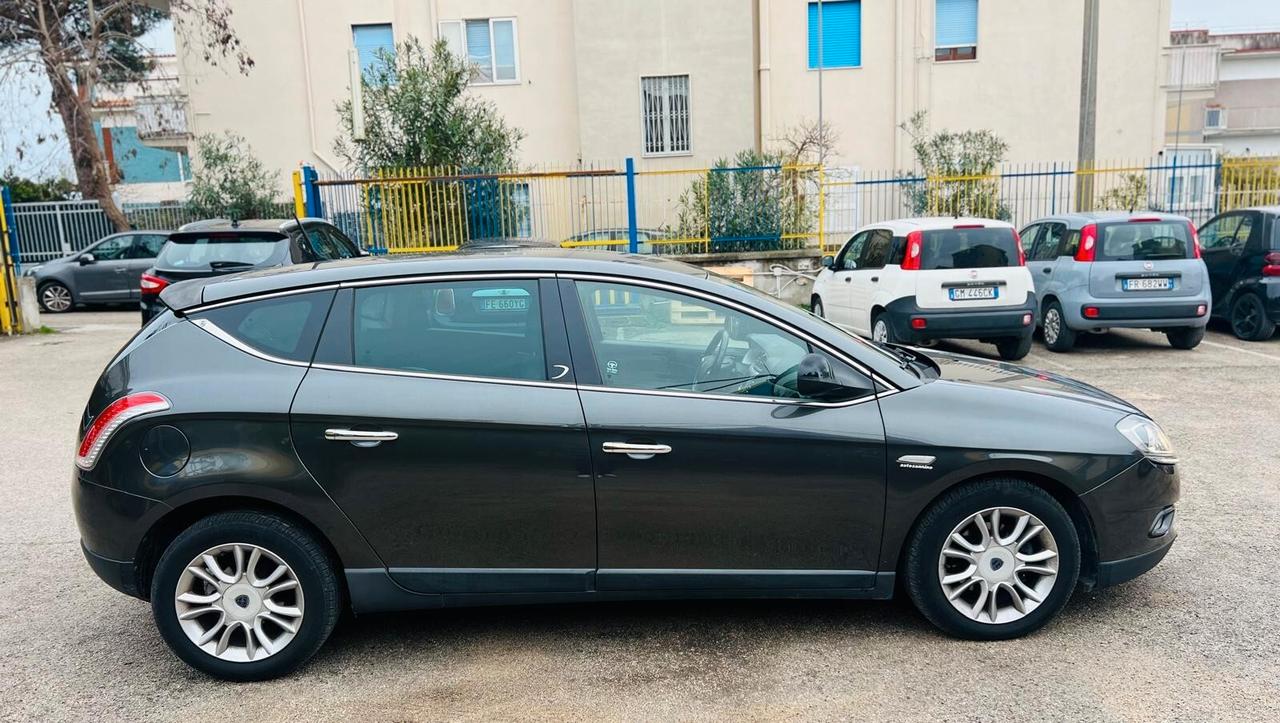 Lancia Delta 1.6 MJT DPF Gold