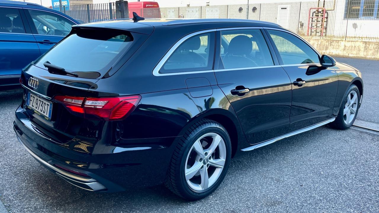 Audi A4 Avant 35 TDI/163 CV S tronic Advanced LED COCKPIT