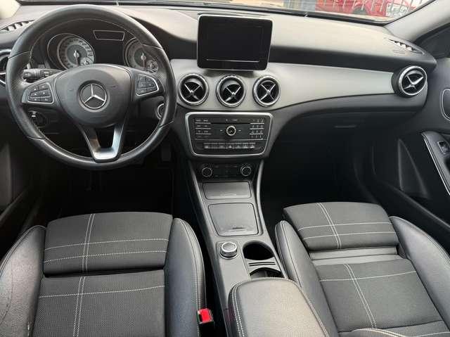 Mercedes-Benz GLA 200 GLA 200 d (cdi) Sport 4matic auto