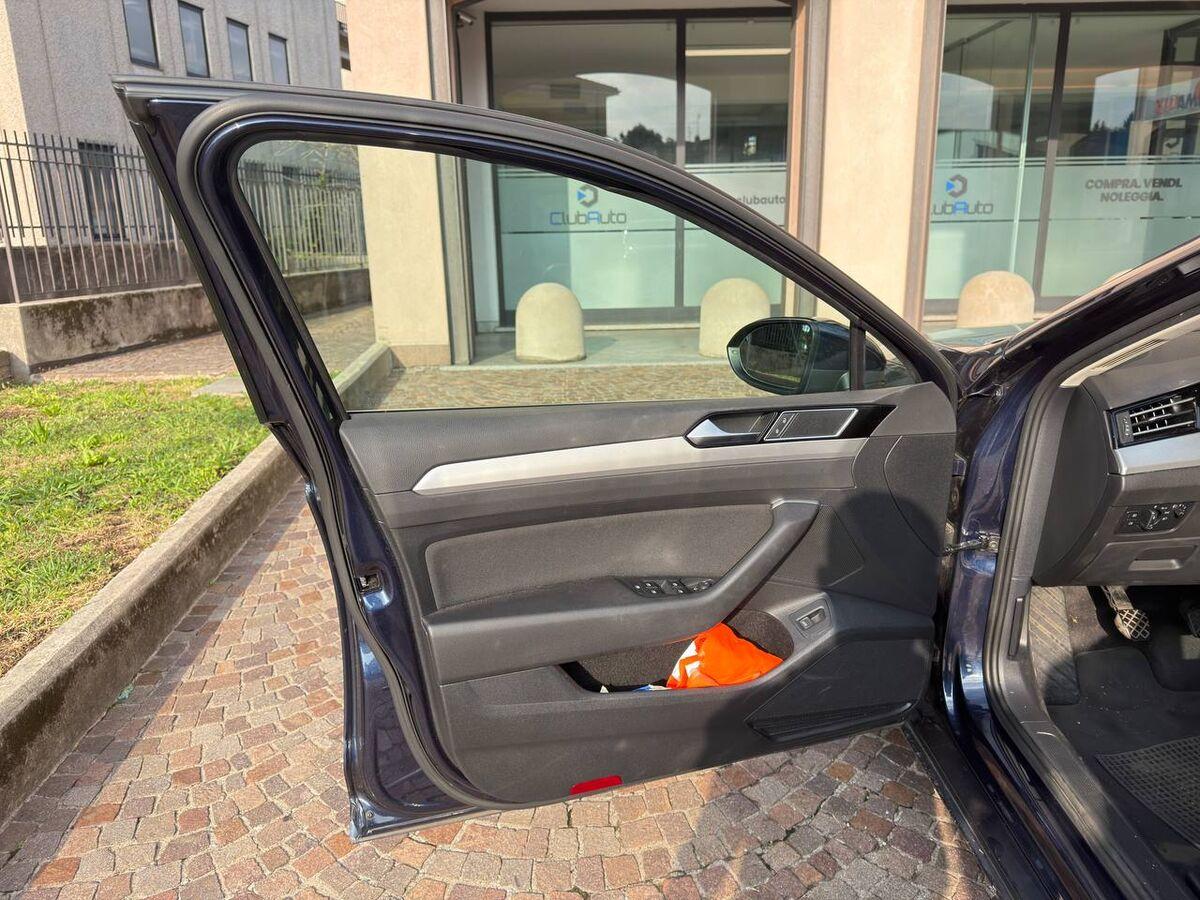 Volkswagen Passat 2.0 tdi Highline Executive 150cv