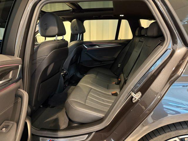 BMW 520 d Touring XDrive Msport LED PELLE 20" PANO Camera