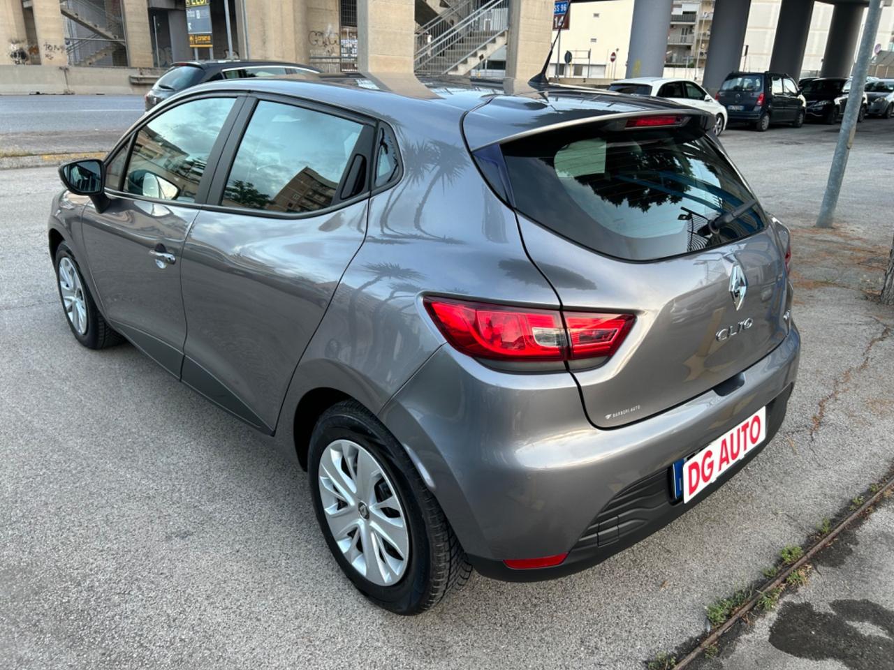 Renault Clio 1.5 dci 75 cavalli 2016 navigatore