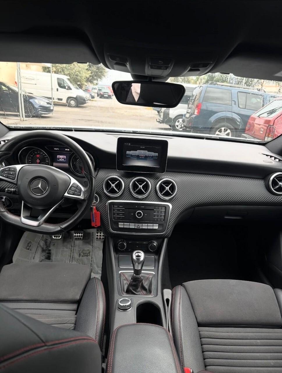Mercedes-benz A 180 d Premium