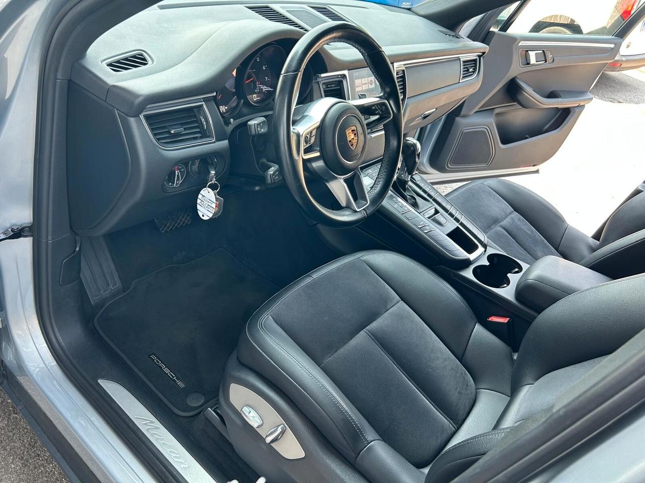 PORSCHE Macan 2.0 Benzina 252 CV KW 185