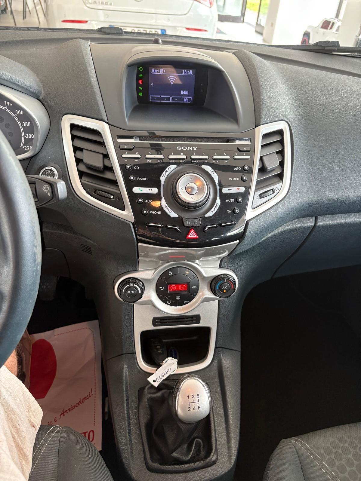 Ford Fiesta FORD FIESTA 1.2 TITANIUM 3P.