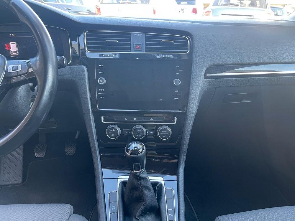 Volkswagen Golf 2.0 TDI 5p. Executive BlueMotion Technology