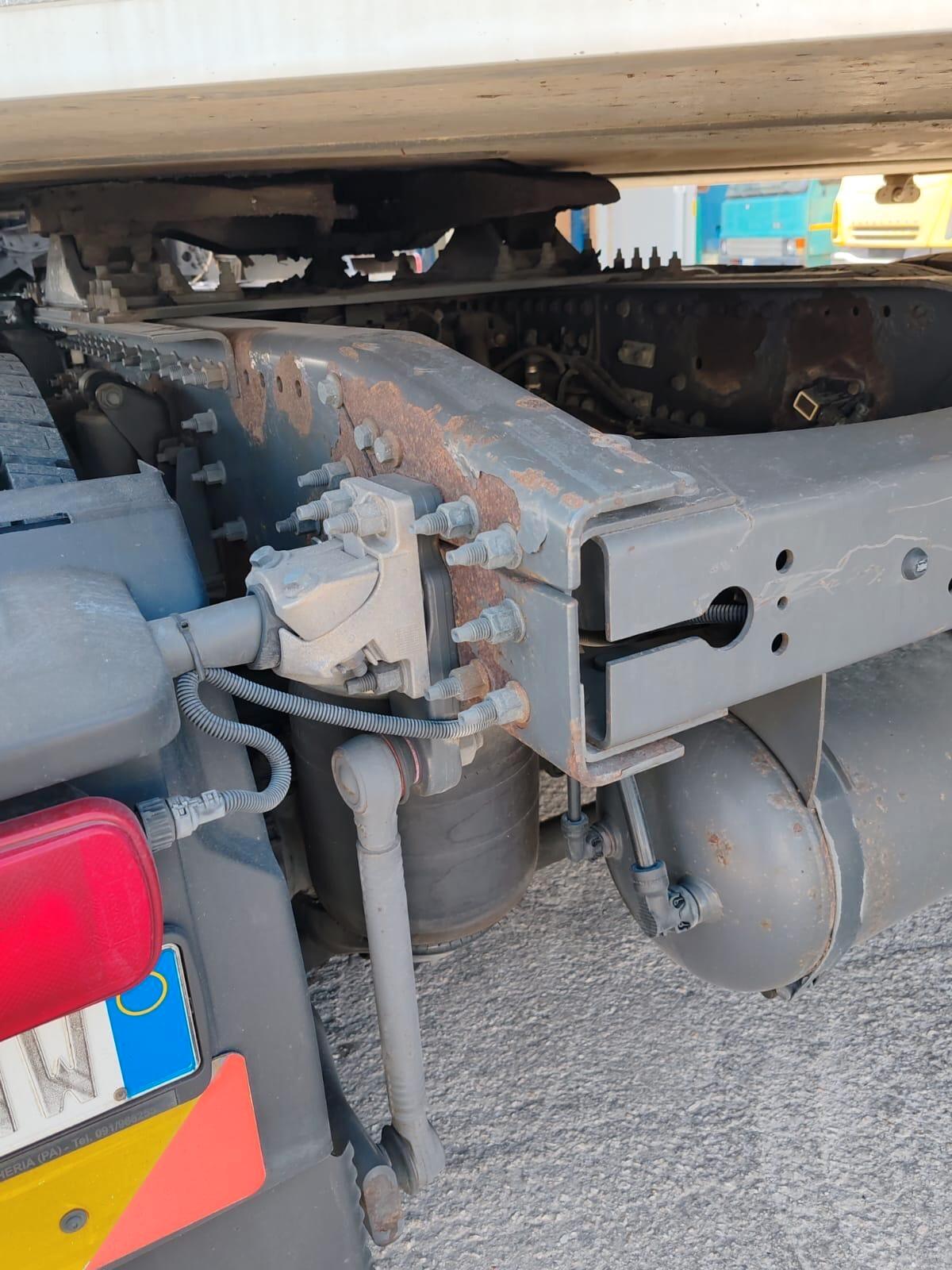 Volvo FH 16 700 Balestrato anteriore