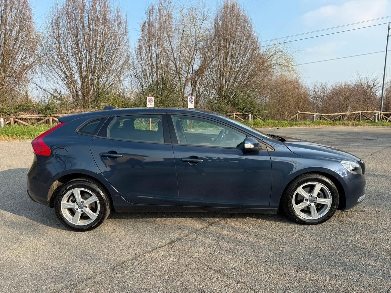 Volvo V40 D2 1.6