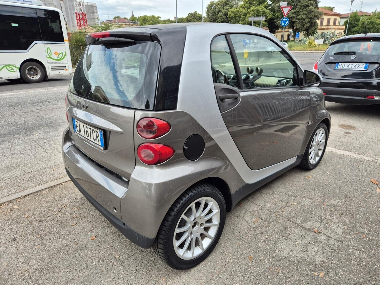 Smart ForTwo 1000 52 kW coupé passion