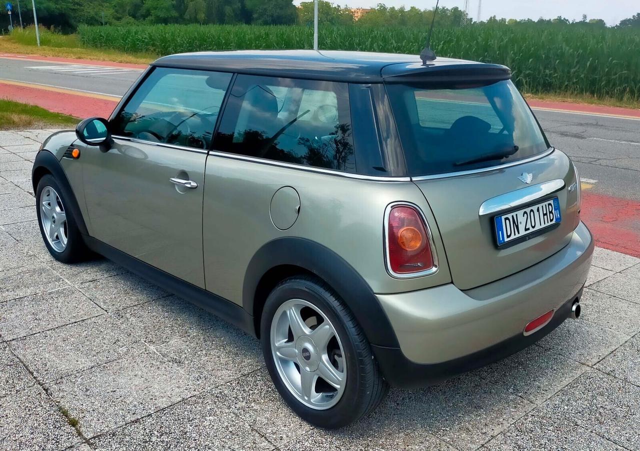 Mini Mini 1.6 16V Cooper Pepper