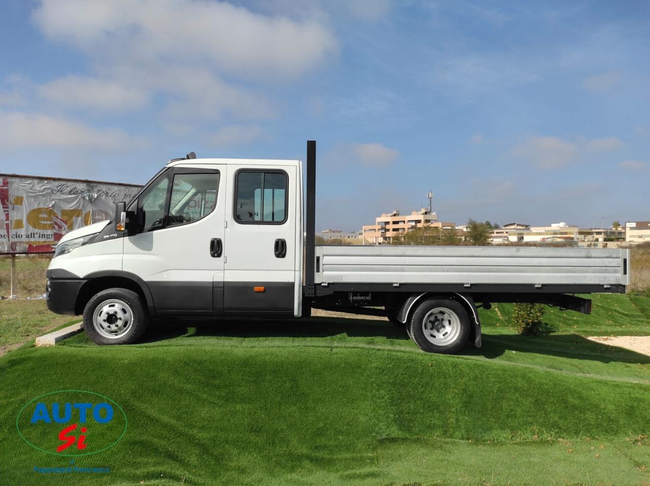 Iveco Daily 35C11 2.3D CASSONATO DOPPIA CABINA 7 POSTI