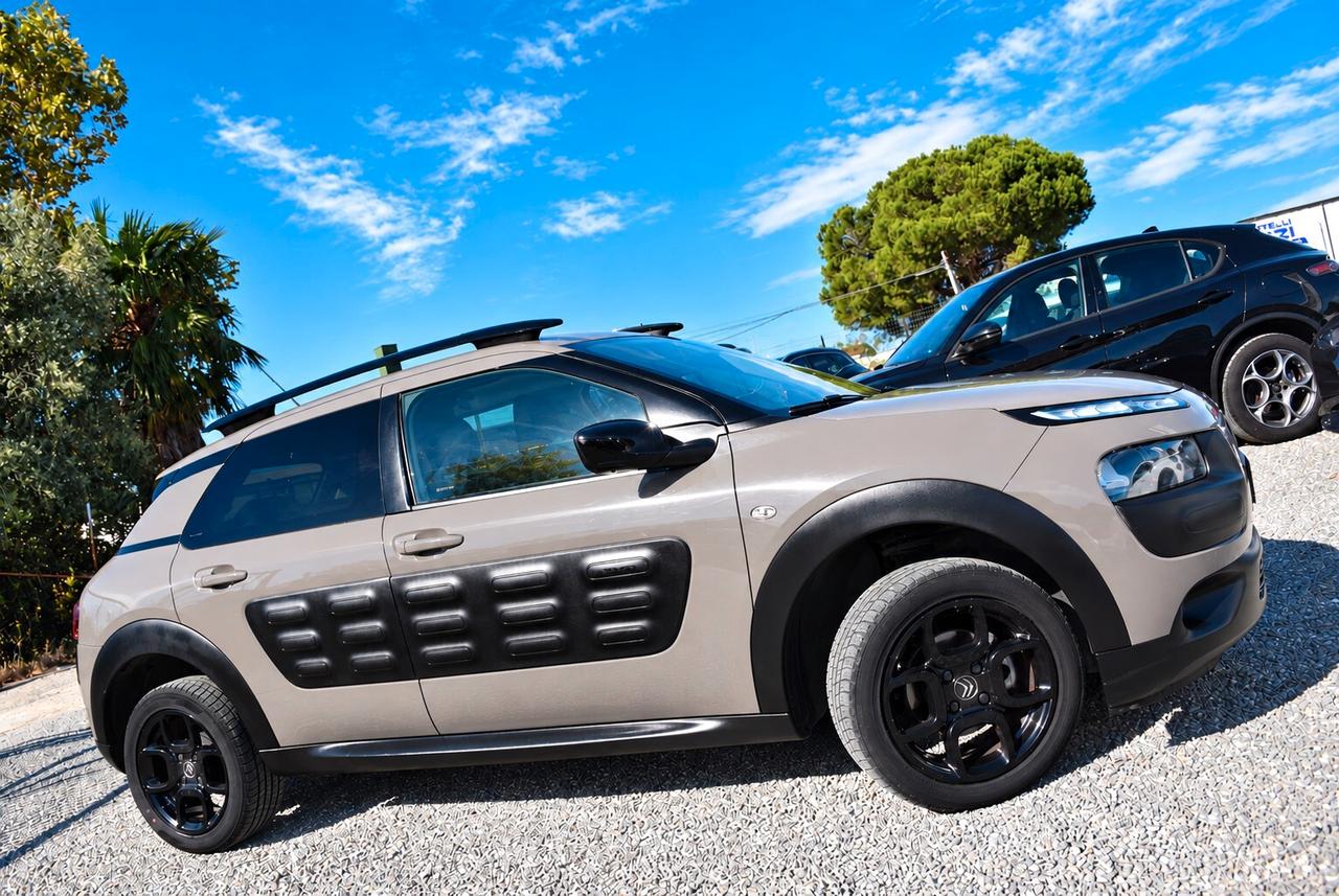 Citroen C4 Cactus AUTOCARRO CON POSTI E IVA DETR. 1.6HDi 100CV Shine TETTO NAVI SENSORI CRUISE