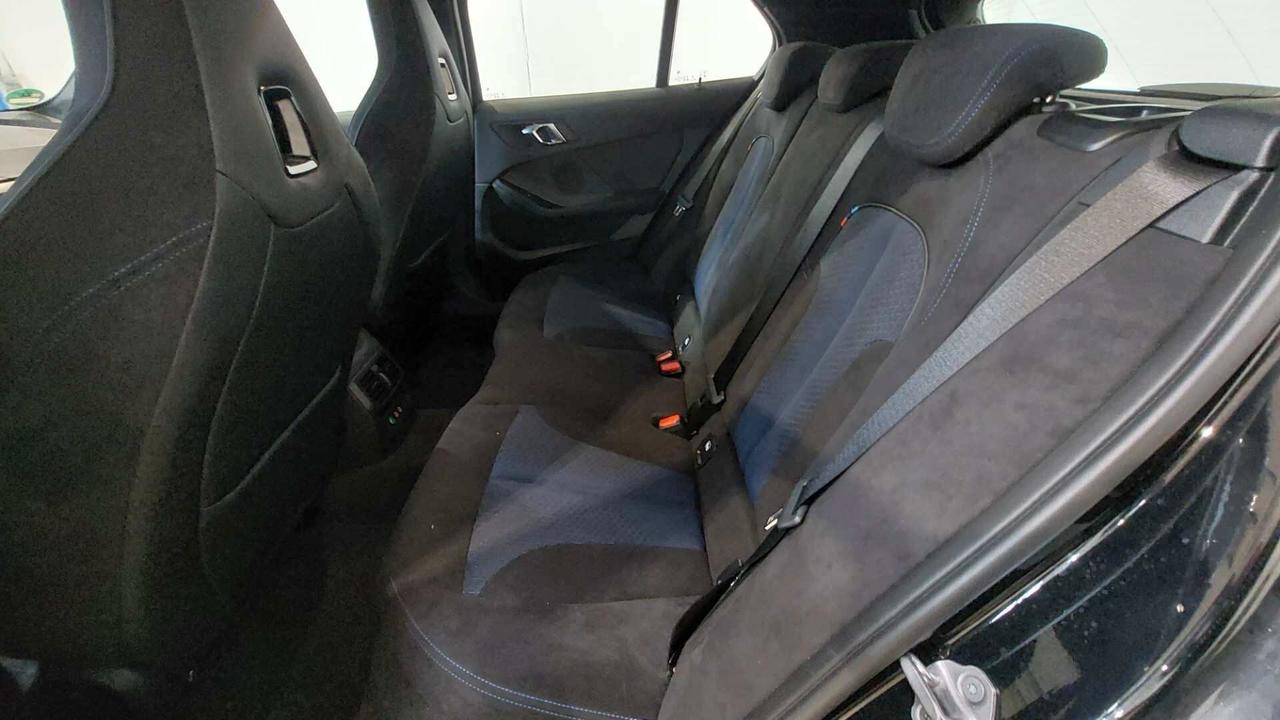 Bmw 118d 5p. M Sport / SEDILI PERFORMANCE / HEAD-UP / NAVI / LED