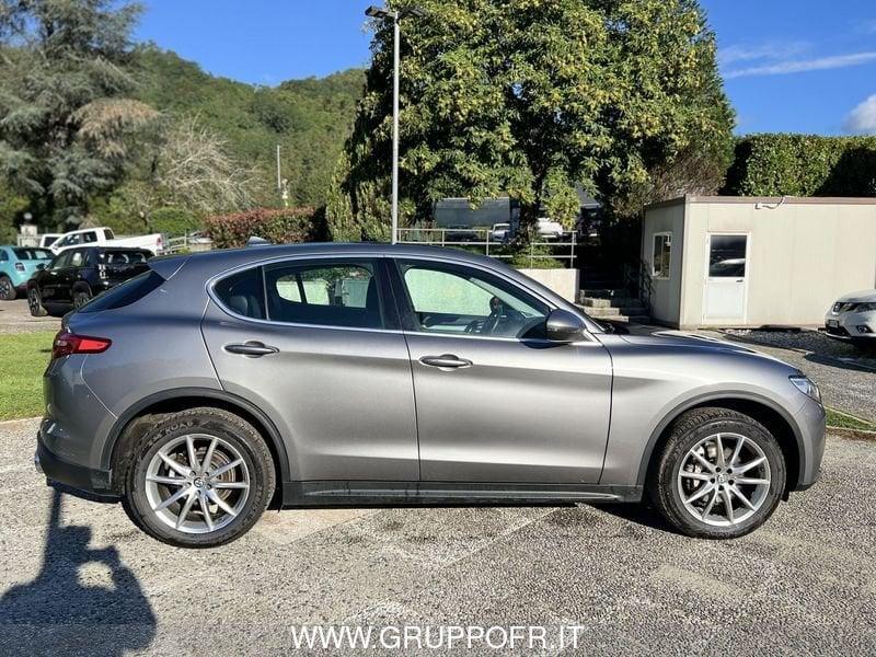 Alfa Romeo Stelvio 2.2 Turbodiesel 210 CV AT8 Q4 Business