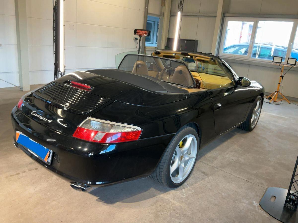Porsche 911 Carrera 4 cat Cabriolet