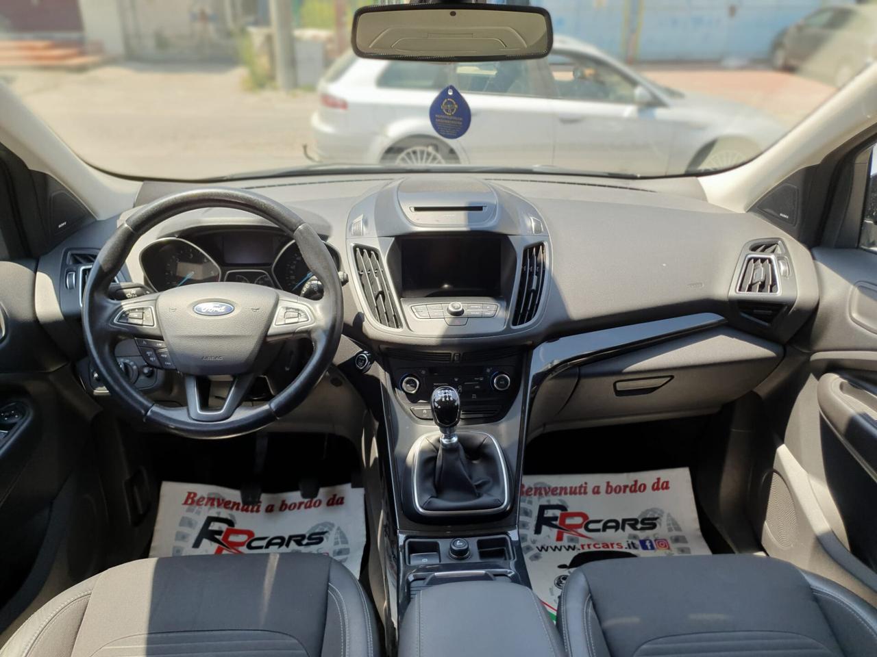 Ford Kuga 1.5 TDCI 120CV S&S 2WD Powershift ST-Line Business