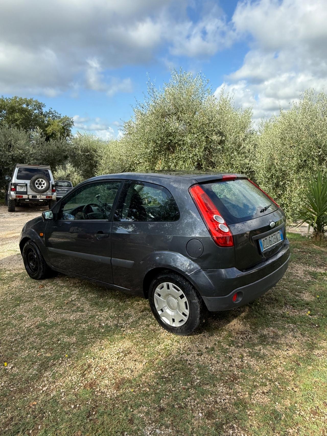 Ford Fiesta 1.2 16V 5p. Ghia