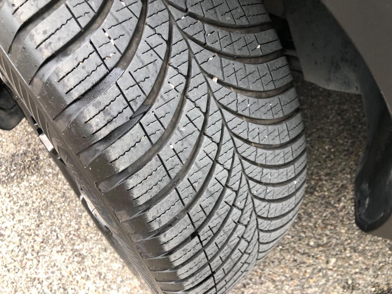 Peugeot 3008 BlueHDi 130 S&S EAT8 Allure Pack