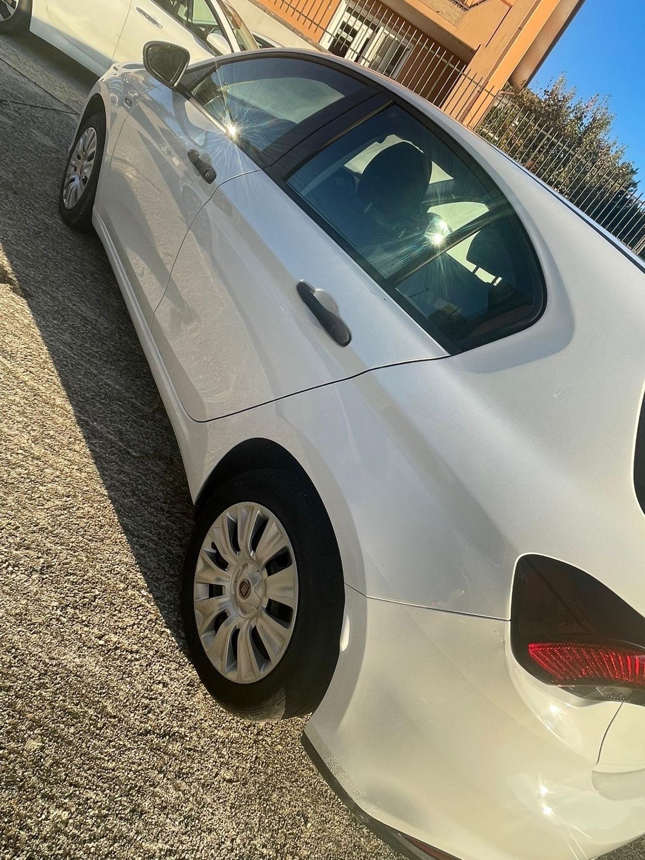 Fiat Tipo 1.3 Mjt S&S 5 porte Easy