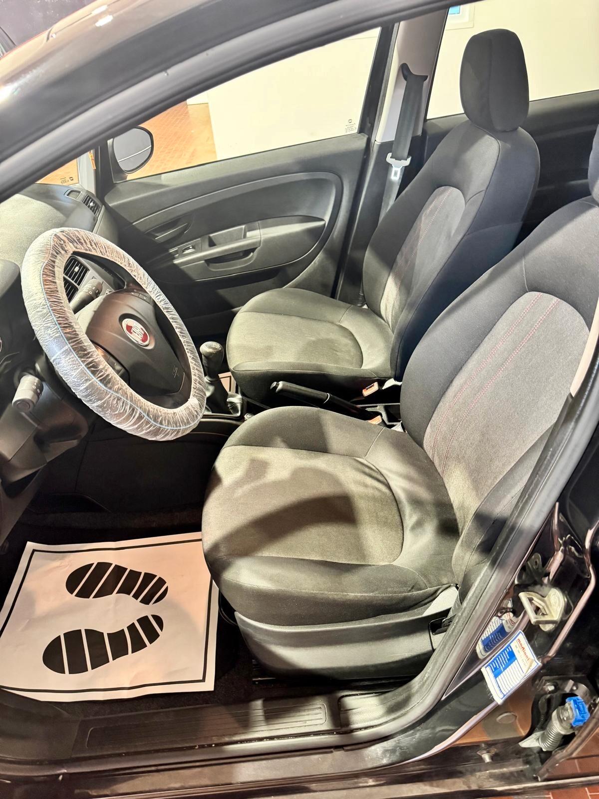 Fiat Punto 1.3 MJT II 75 CV 5 porte Street