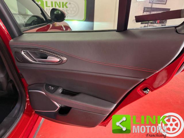 ALFA ROMEO Giulia 2.9 V6 Bi-Turbo AT8 Quadrifoglio