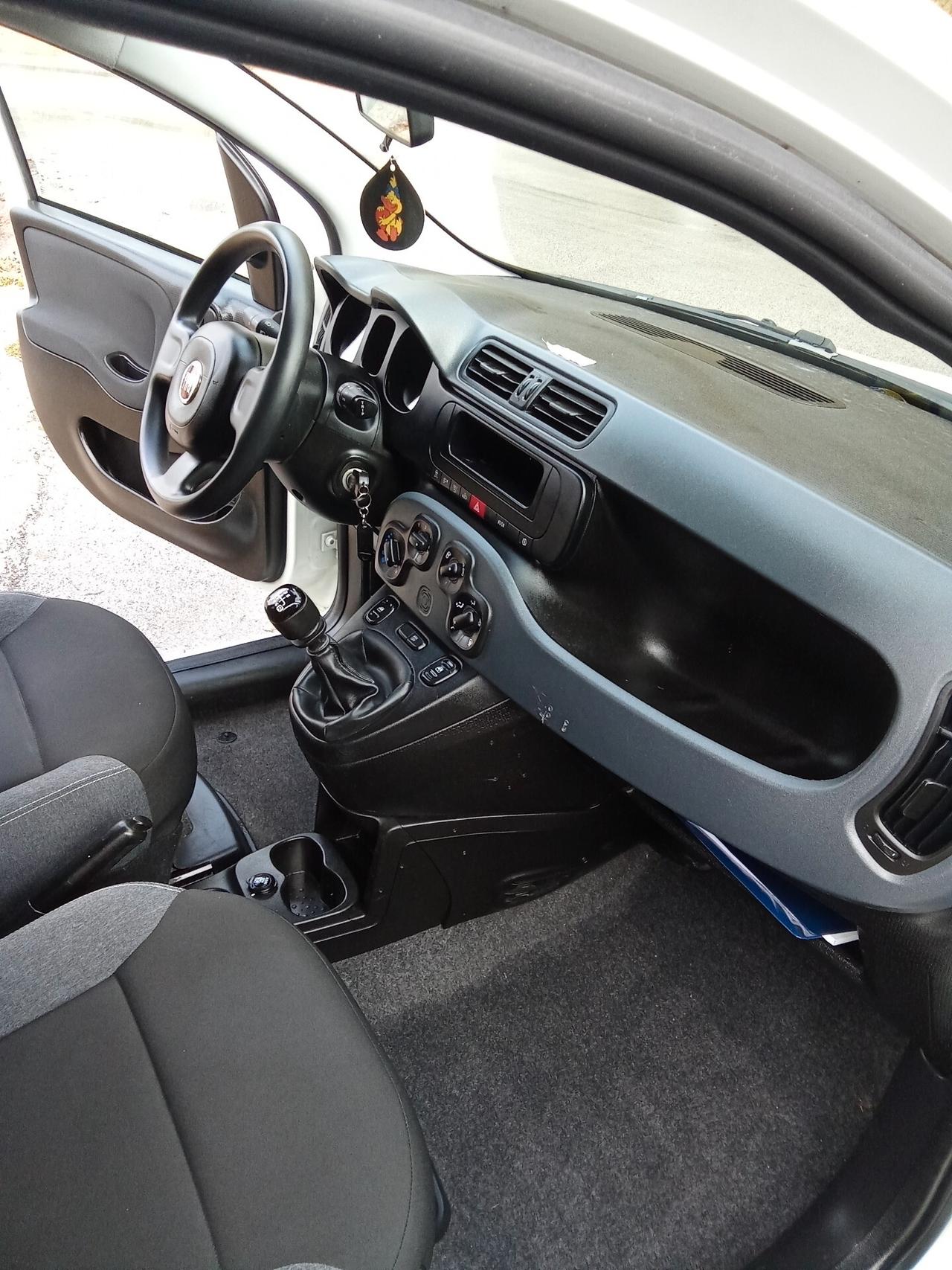 Fiat Panda 1.0 Hybrid Pop Van 2 posti 022