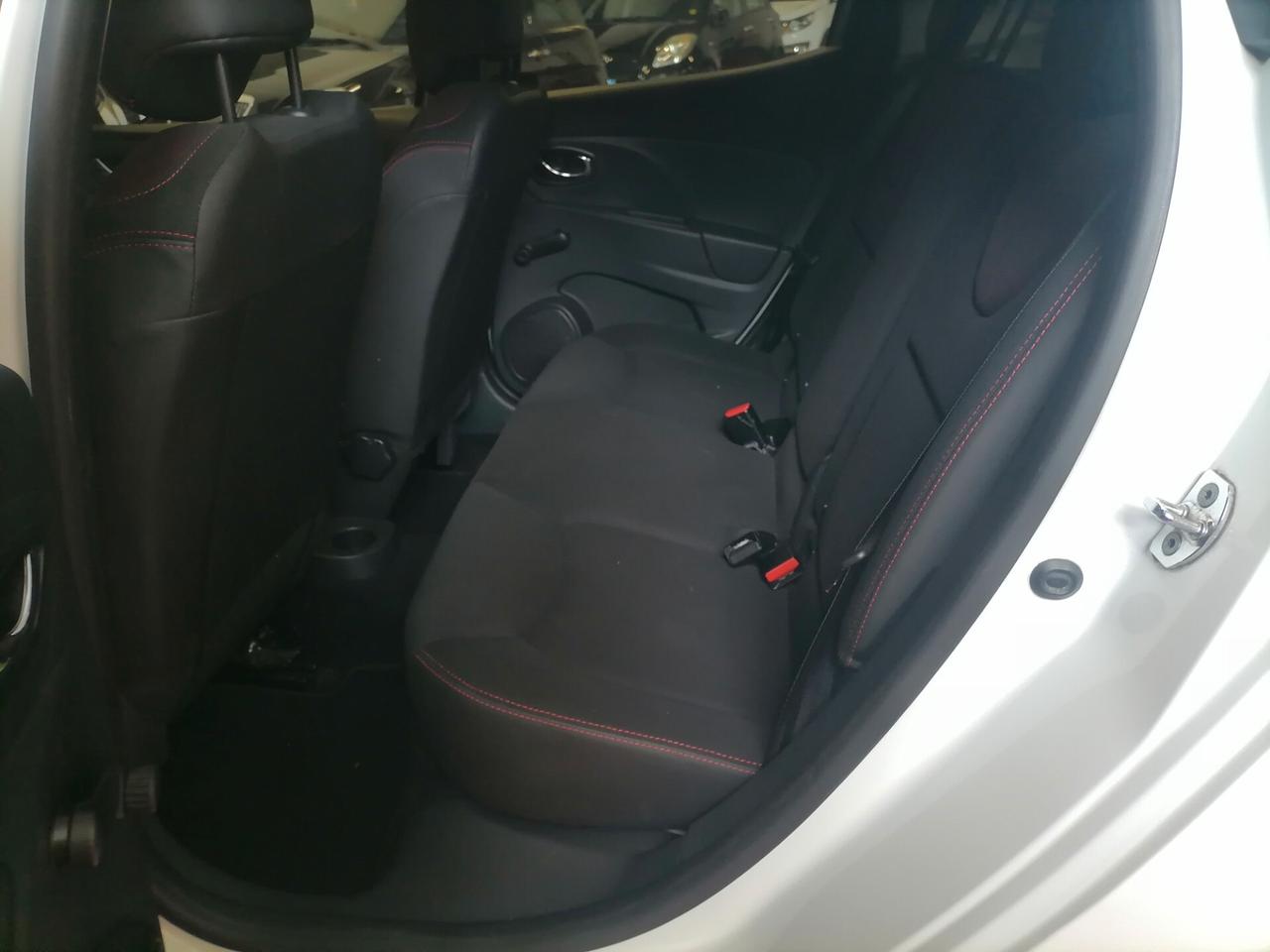 Renault Clio 1.2 75CV 5 porte Costume National