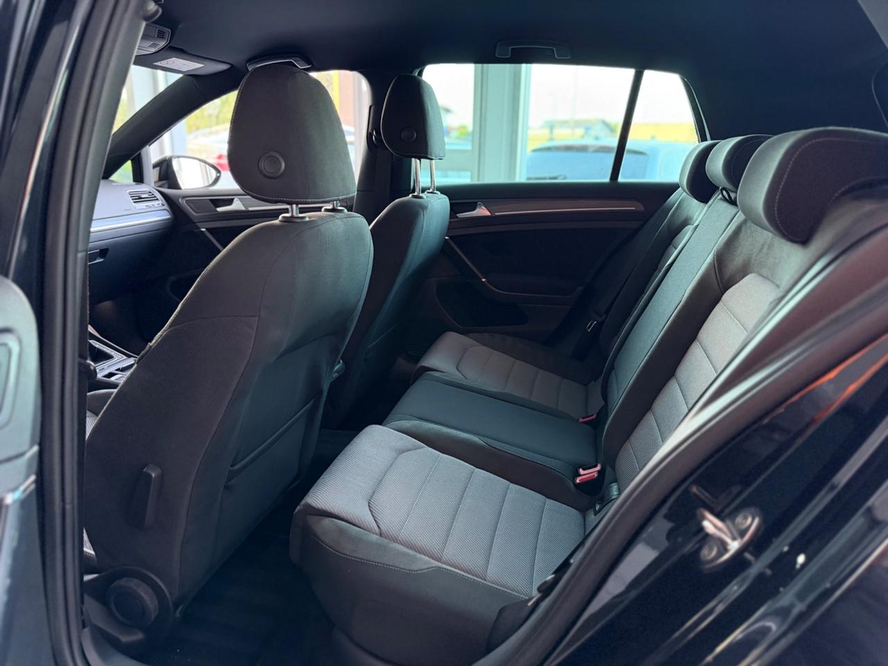 Volkswagen Golf 1.6 TDI 110 CV EURO6 R-LINE