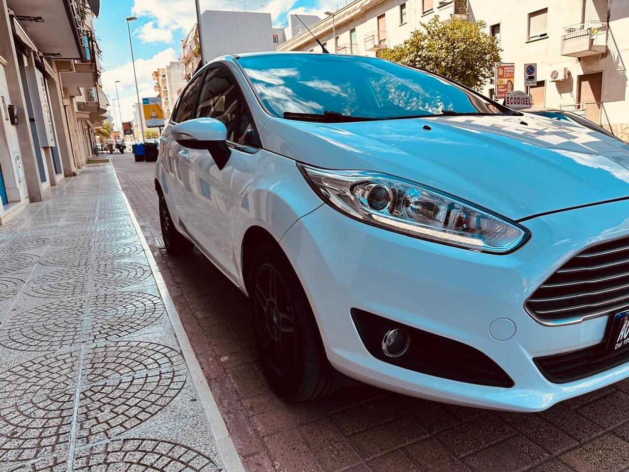 Ford Fiesta 1.4 5p. Bz.- GPL Titanium
