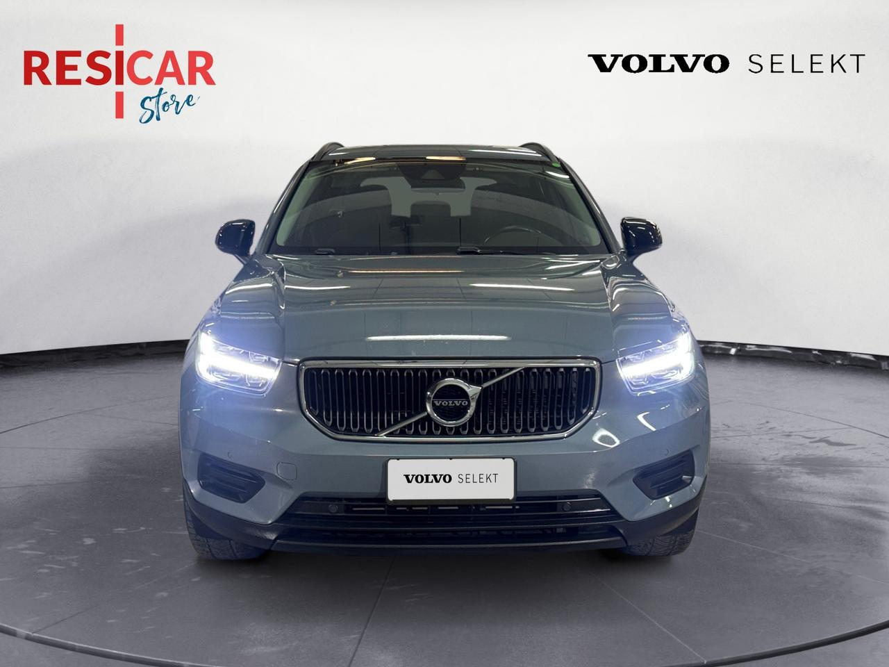 VOLVO XC40 2.0 d3 Momentum Core auto