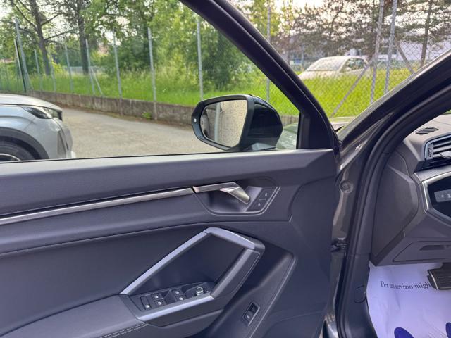 AUDI Q3 SPB 40 TDI Quattro S Tronic Id. Black S-Line KM 0