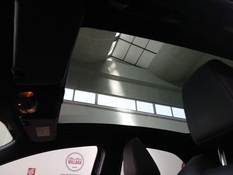 Toyota Yaris 4ª serie 1.5 Hybrid 5 porte Lounge