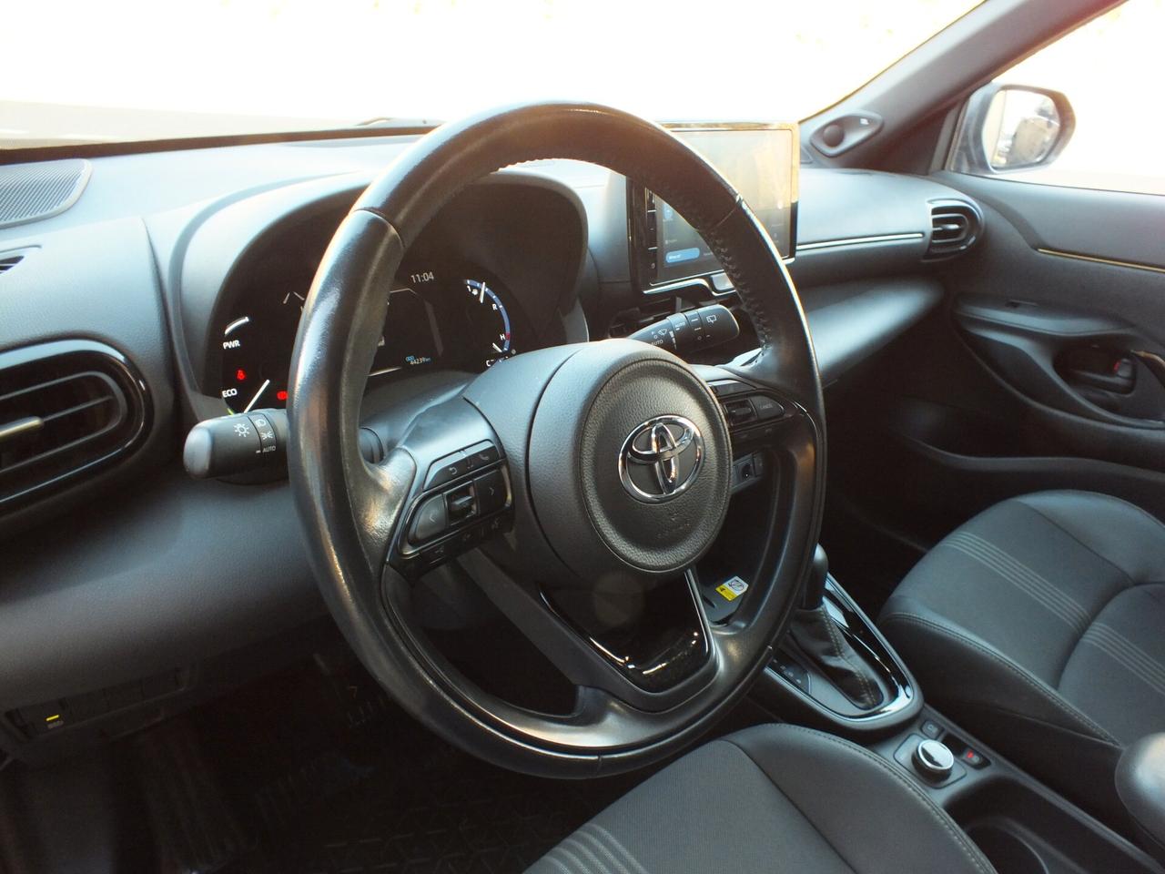 TOYOTA YARIS CROSS 1.5 HYBRID 4X4 AUTOCARRO N1 + IVA