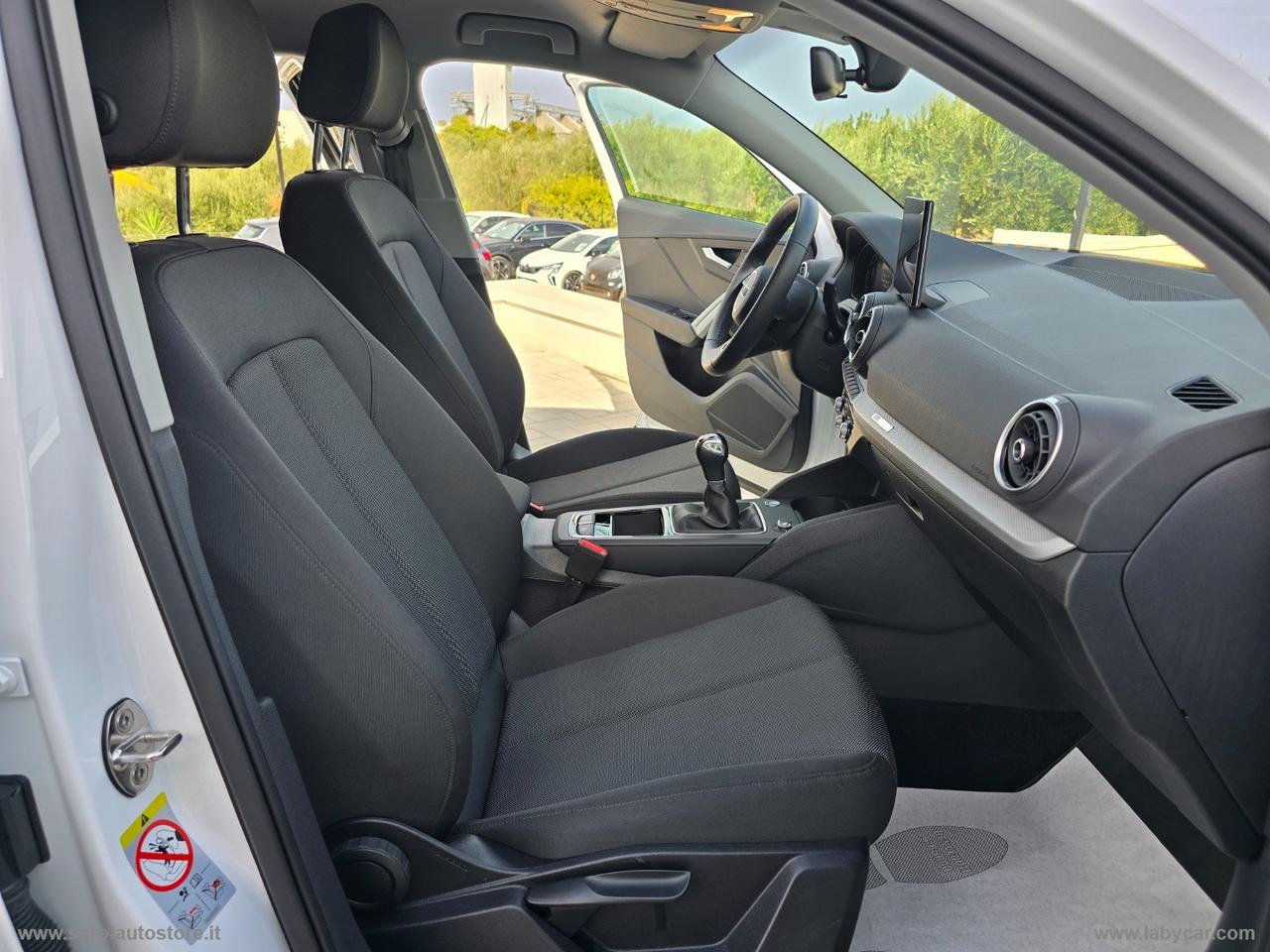AUDI Q2 30 TDI Business Advanced