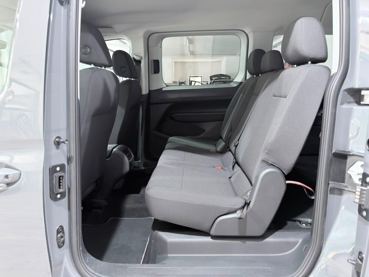 VW CADDY MAXI 2.0TDI 122CV DSG GANCIO TRAINO 2023
