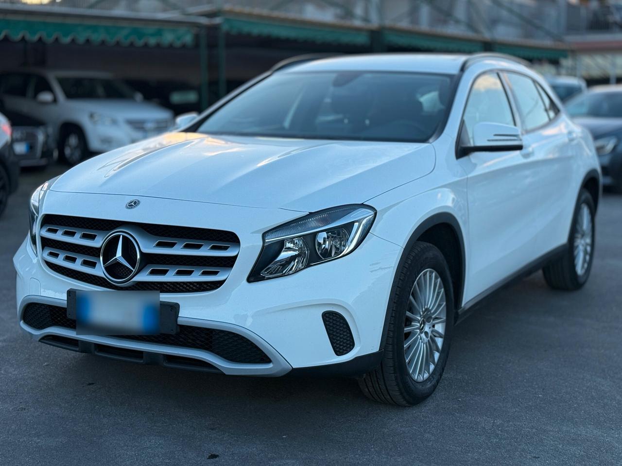 Mercedes-benz GLA 200 d Automatic 4Matic Premium