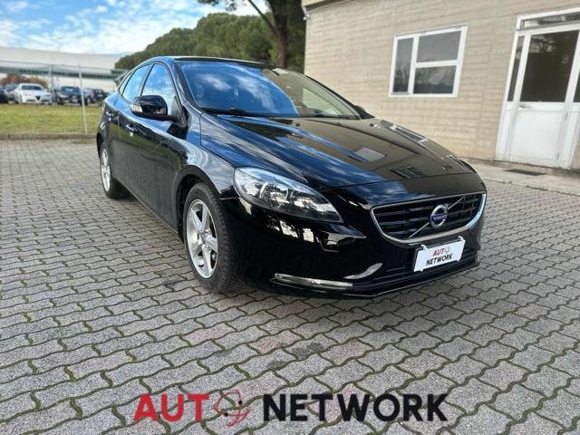 VOLVO V40 D2 1.6 Momentum