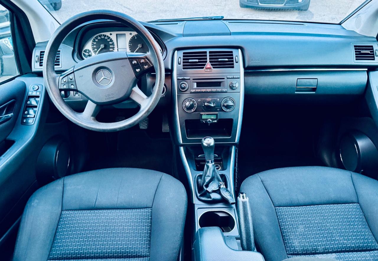 Mercedes-benz B 180 CDI Premium Ok Neopatentati