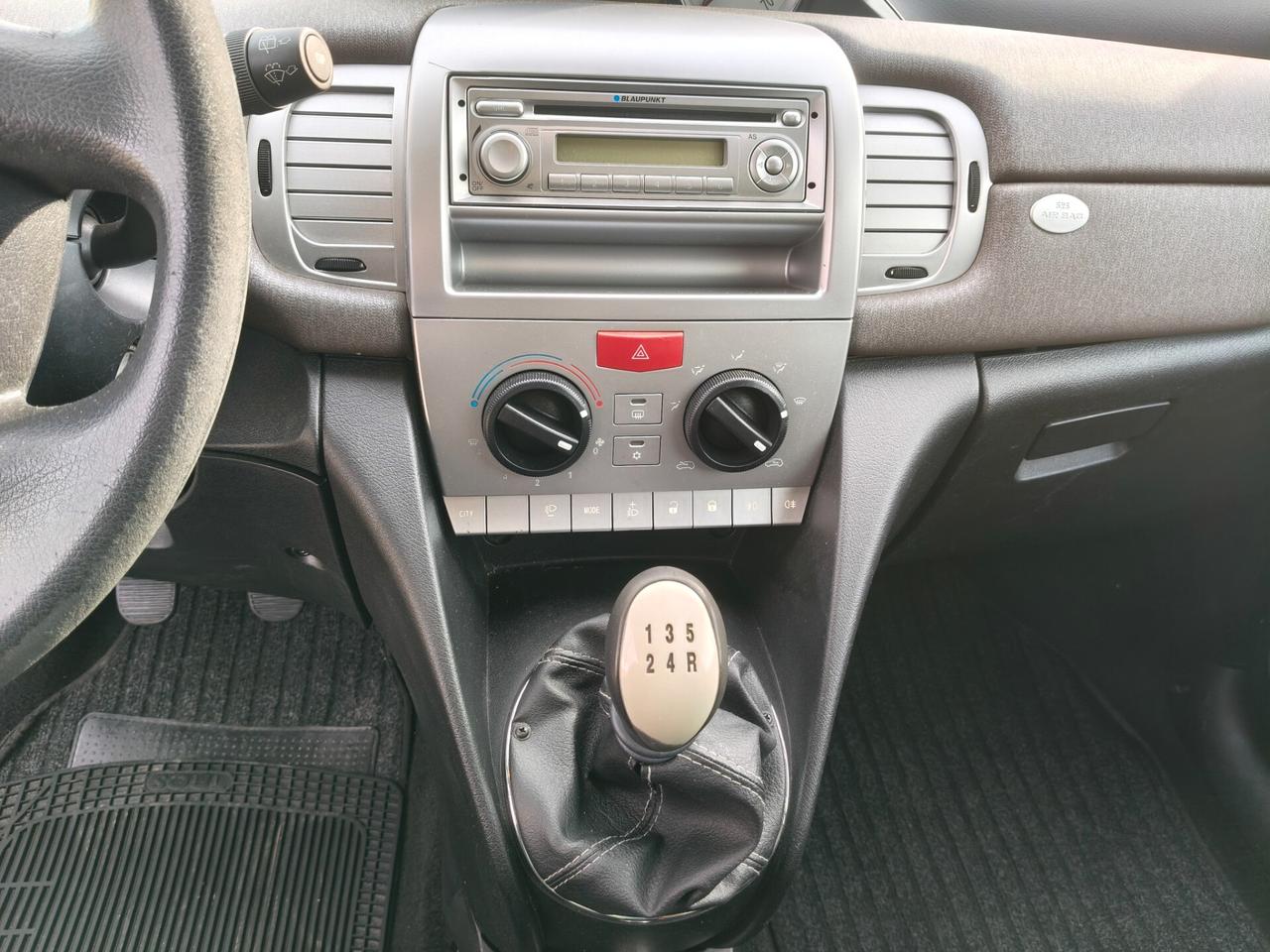 Lancia Ypsilon 1.4 GPL SOLAMENTE 126.000 KM