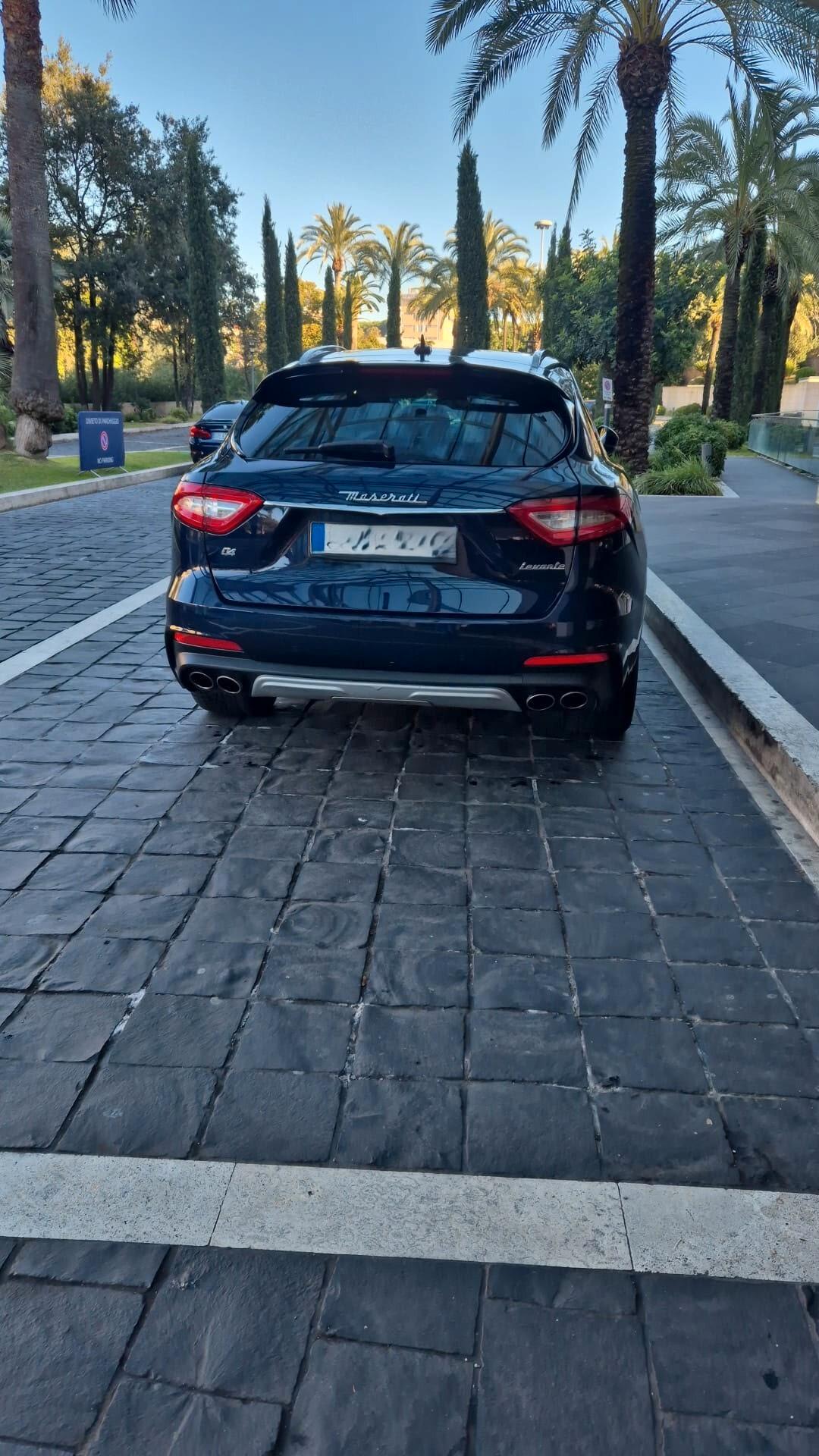 Maserati Levante V6 AWD Granlusso