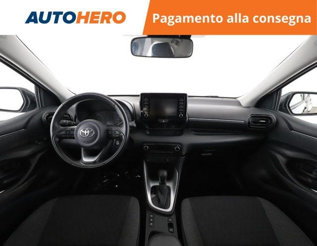 TOYOTA Yaris 1.5 Hybrid 5 porte Business