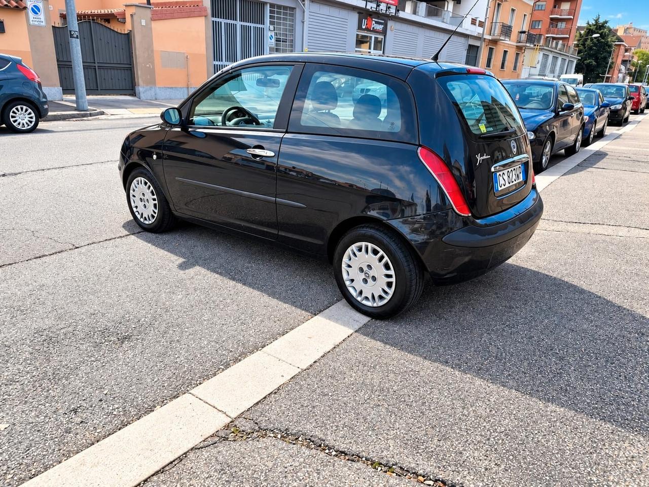Lancia Ypsilon 1.2 16V Platino