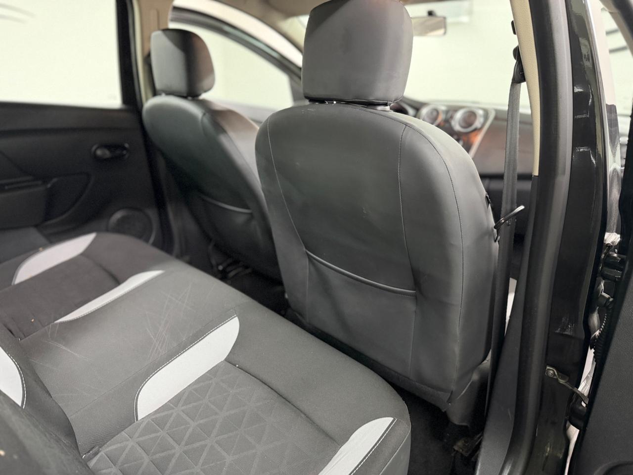Dacia Sandero (anno 2014)