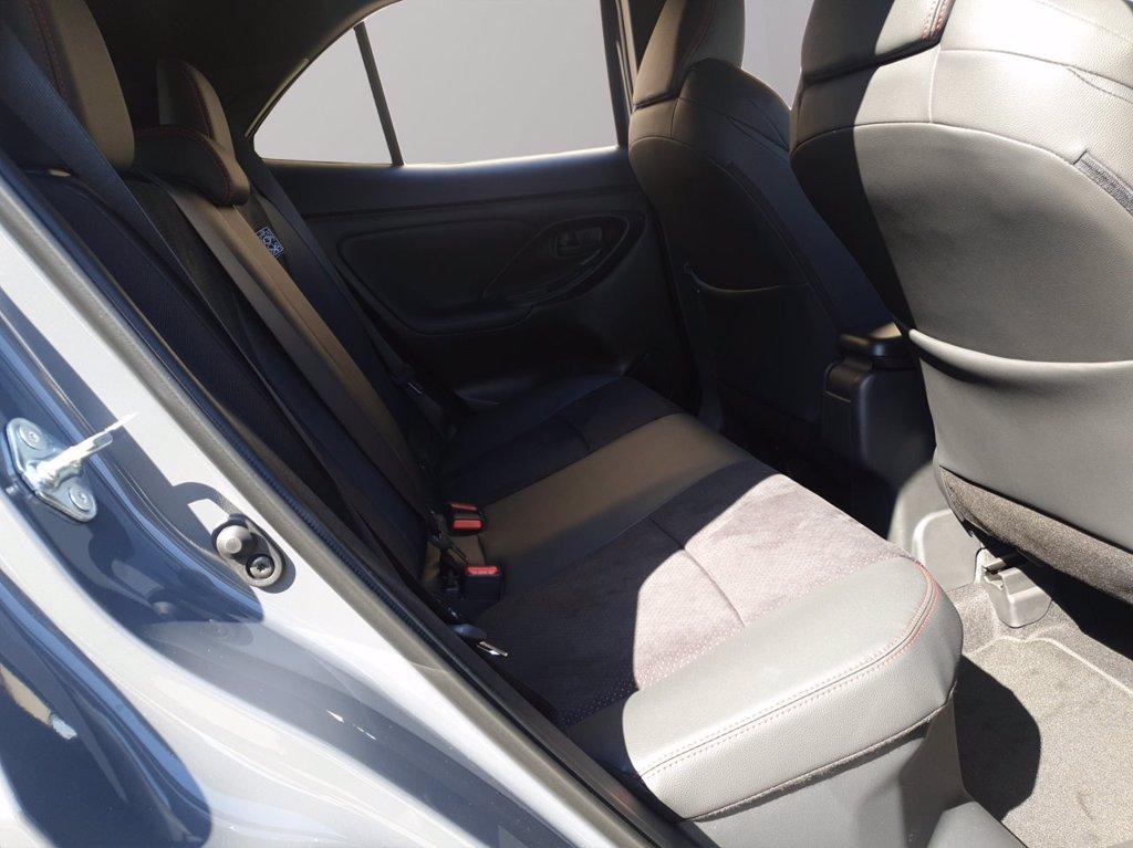 TOYOTA Yaris cross 1.5h gr sport fwd 130cv e-cvt del 2025