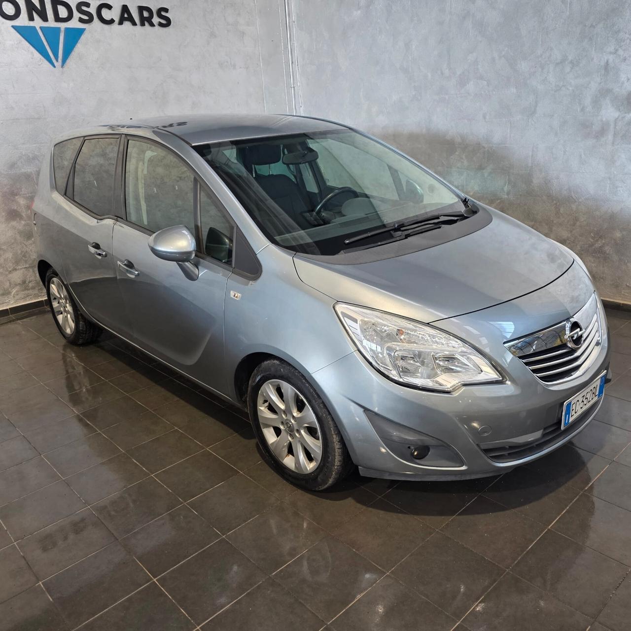 Opel Meriva 1.4 BENZINA NEOPATENTATI