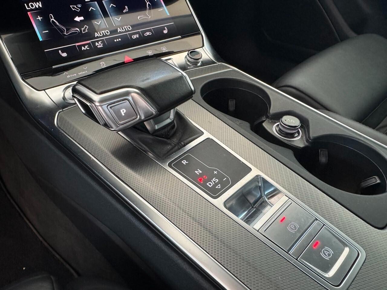 Audi A6 40 2.0 TDI S tronic S-line