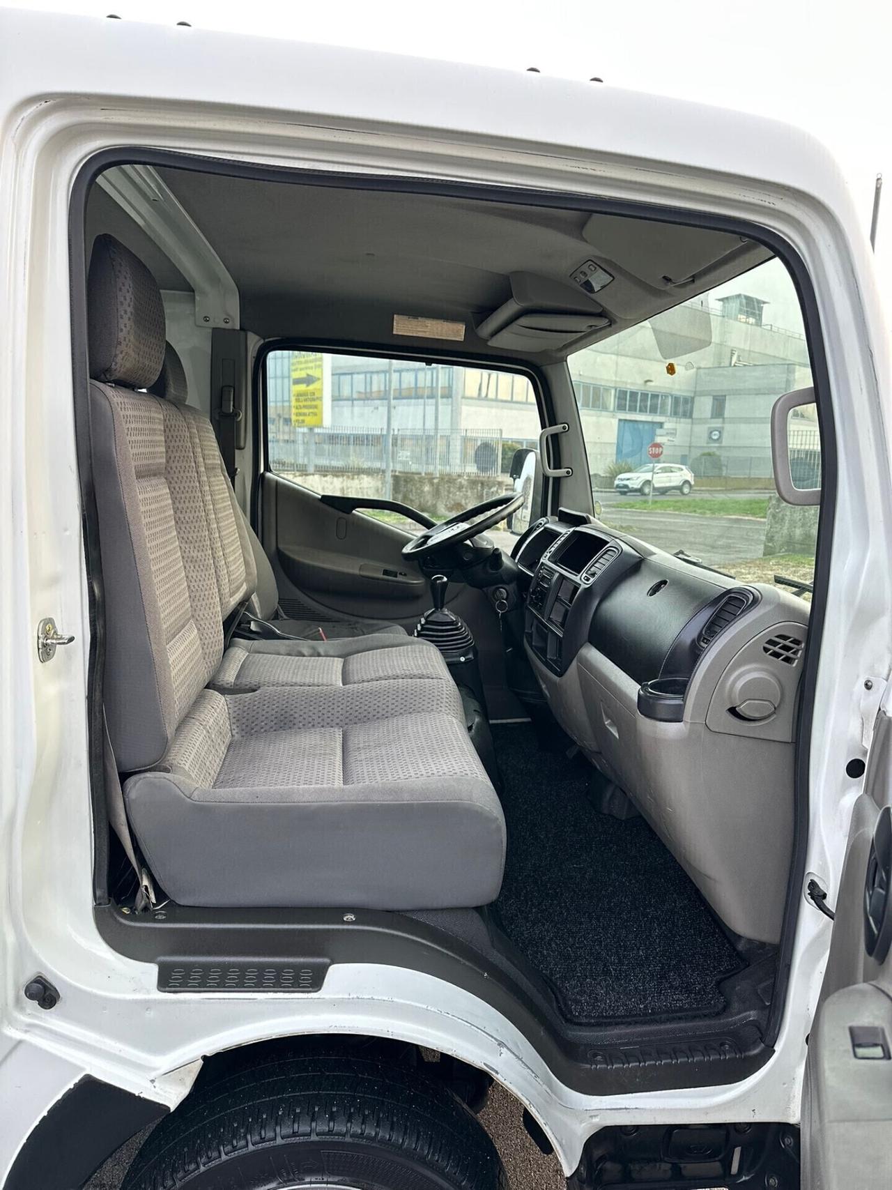 Nissan Cabstar 7 posti 3.0 diesel